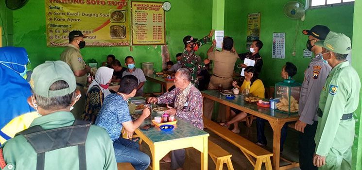 Operasi Yustisi Tim Posko PPKM Kelurahan Sonorejo