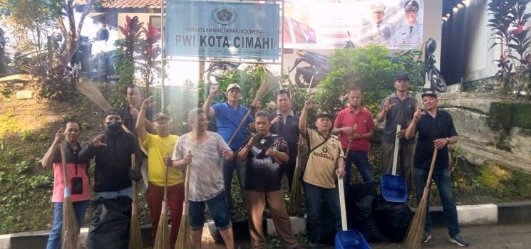 HUT Kota Cimahi ke 24, PWI Cimahi Adakan Aksi Jumsih