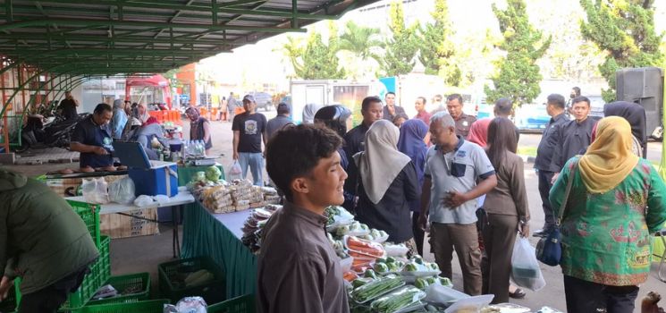 Bantu Penuhi Kebutuhan Pangan Masyarakat Pemkab Bandung Kembali Gelar GPM