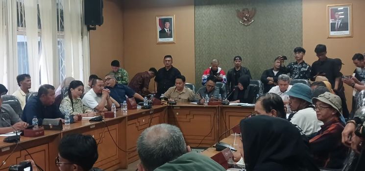 DPRD Tampang Aspirasi AMKB untuk Diselesaikan dengan Eksekurif