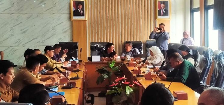 Usai Audensi Ketua Komisi B DPRD Kabupaten Bandung Menghilang