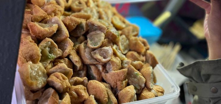 Jejak Rasa di Balik Megahnya Braga, Seblak Hidden Gem jadi Andalan