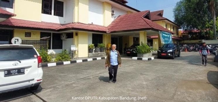 Gaji Tenaga Ahli di DPUTR Kabupaten Bandung Diduga Dipotong Cashback